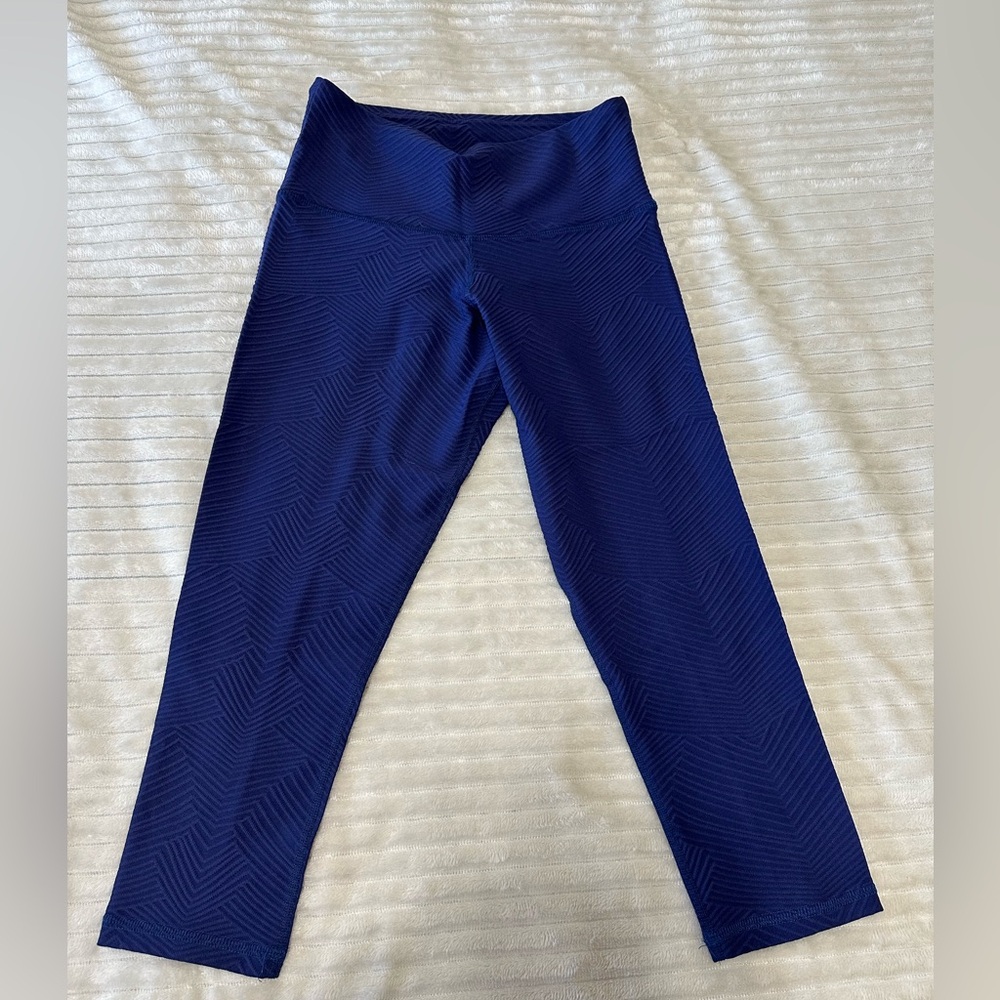 Lola Getts Active Crop Leggings